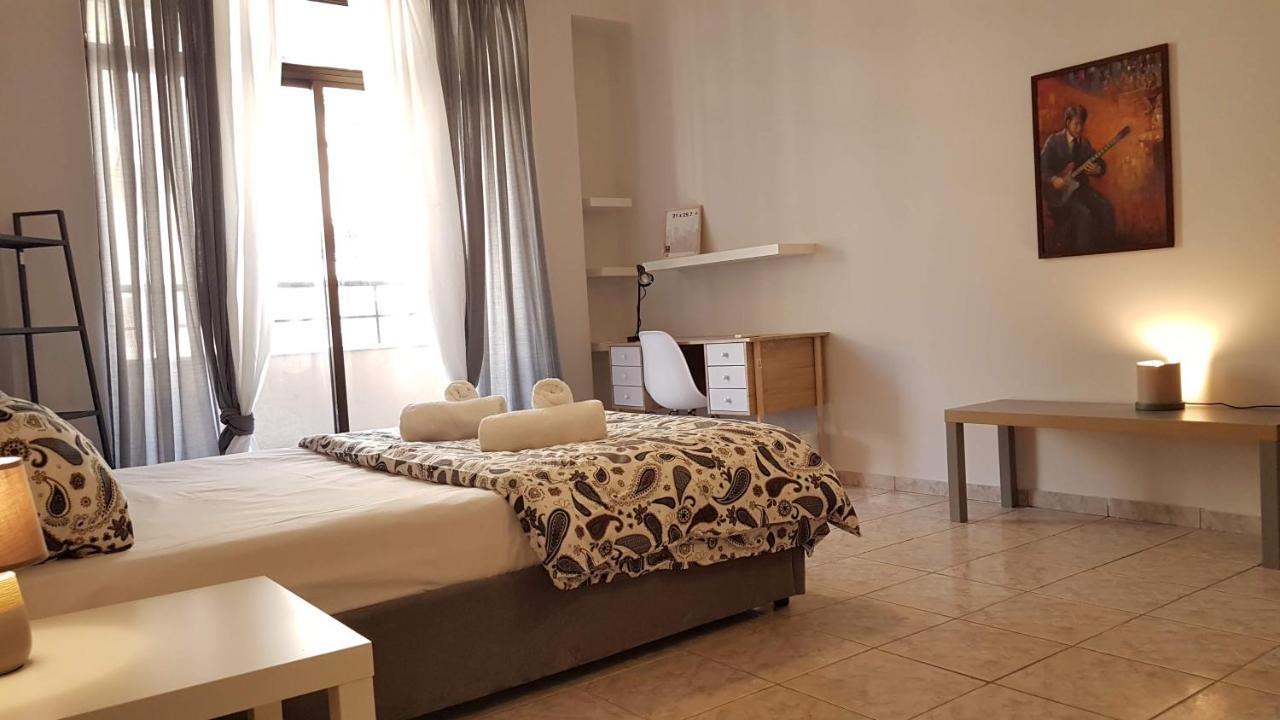 Palette Apartment Champagne - Athens Center, 6 BD, 3 BATH Eksteriør billede