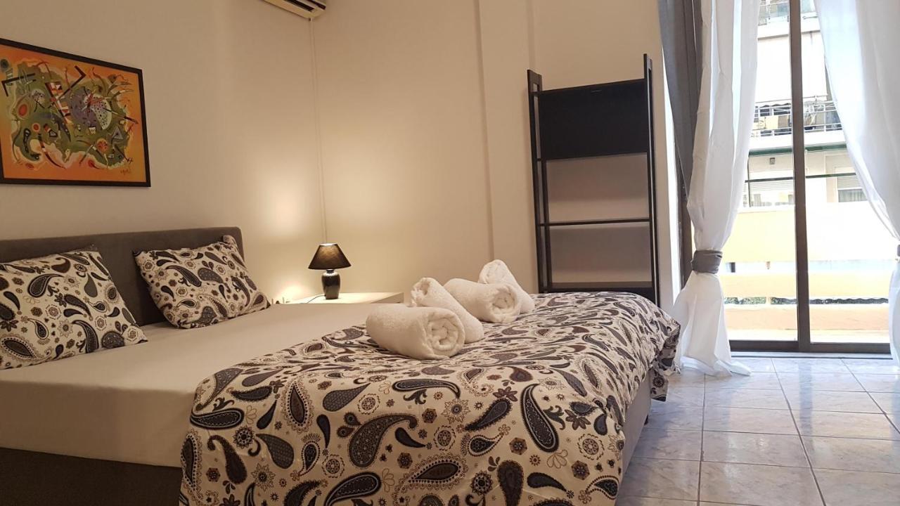 Palette Apartment Champagne - Athens Center, 6 BD, 3 BATH Eksteriør billede