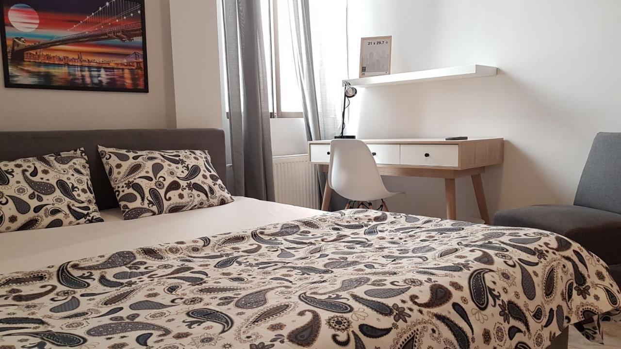 Palette Apartment Champagne - Athens Center, 6 BD, 3 BATH Eksteriør billede