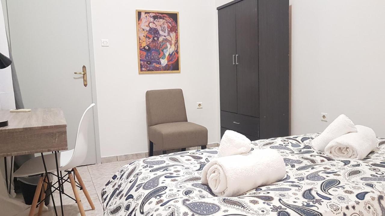 Palette Apartment Champagne - Athens Center, 6 BD, 3 BATH Eksteriør billede