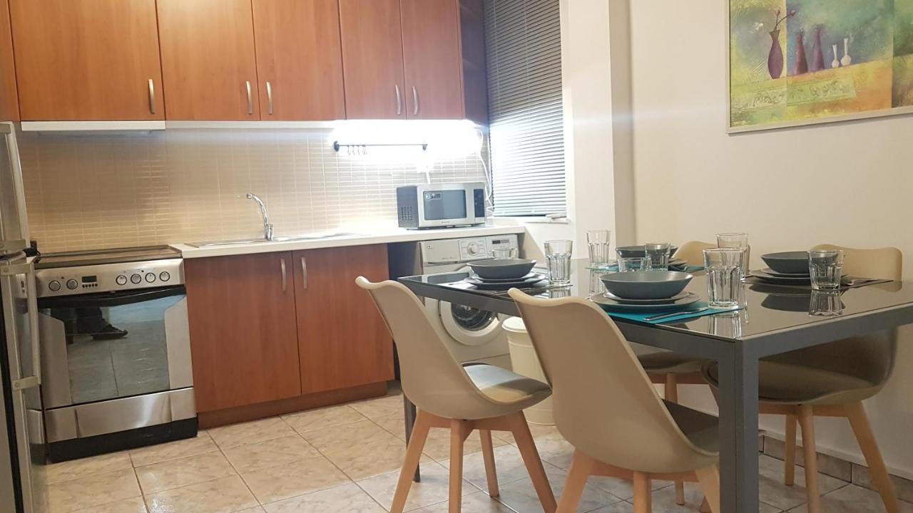 Palette Apartment Champagne - Athens Center, 6 BD, 3 BATH Eksteriør billede
